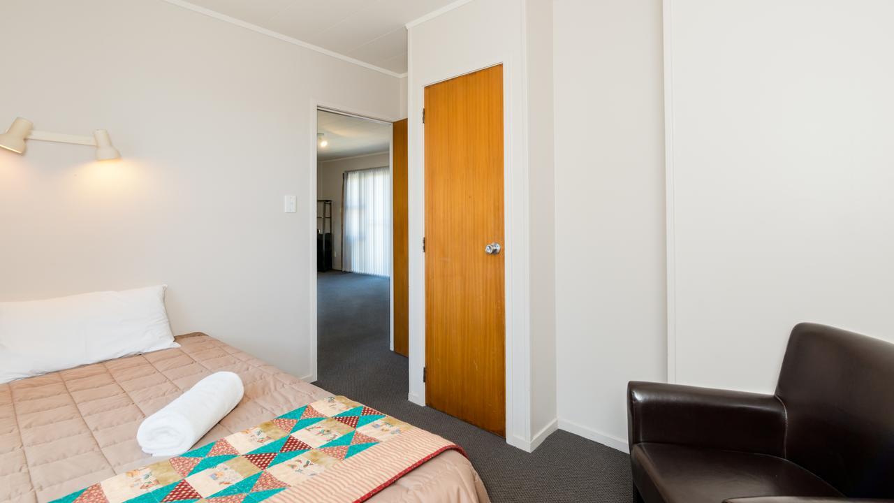 Waitangi Beach Units Exterior foto